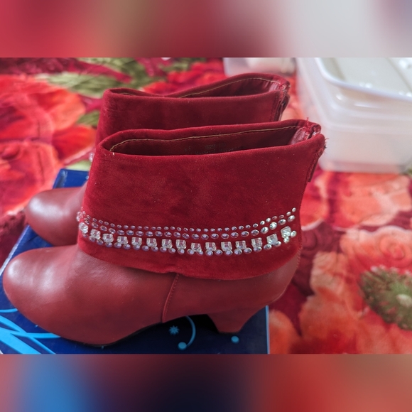 Shoe booties - Picture 4 of 7